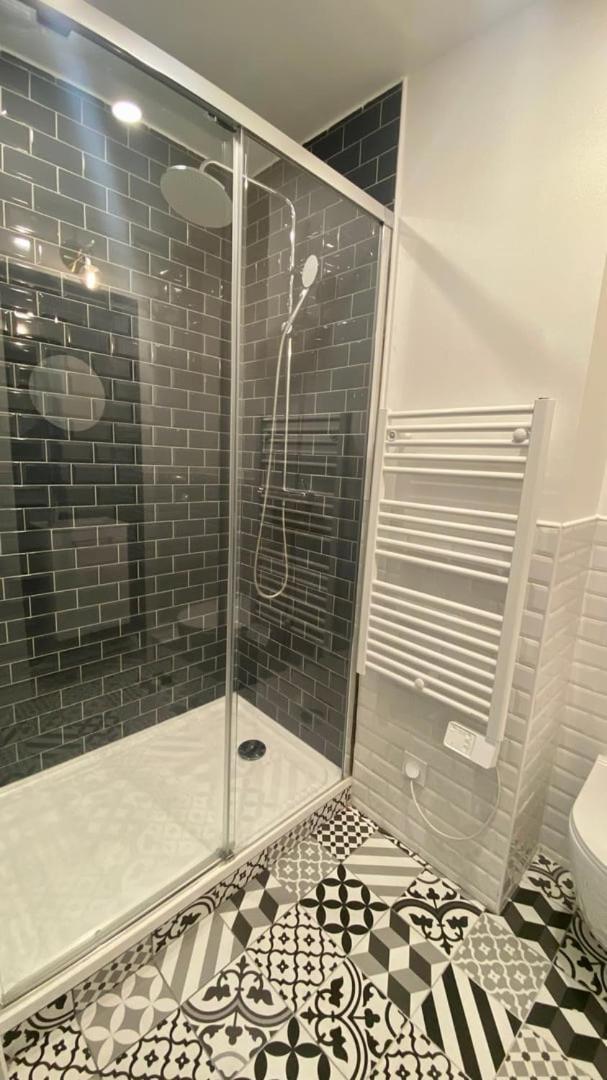 Appartement Lumineux Proche Saint-Lazare - 8P ปารีส ภายนอก รูปภาพ