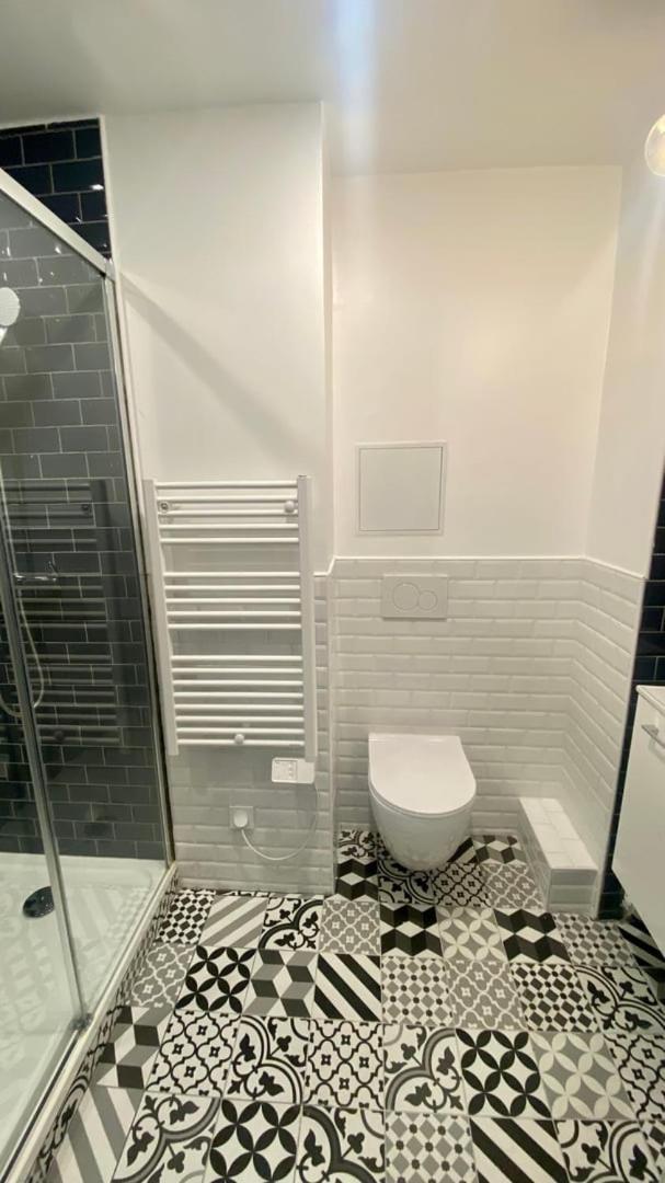 Appartement Lumineux Proche Saint-Lazare - 8P ปารีส ภายนอก รูปภาพ